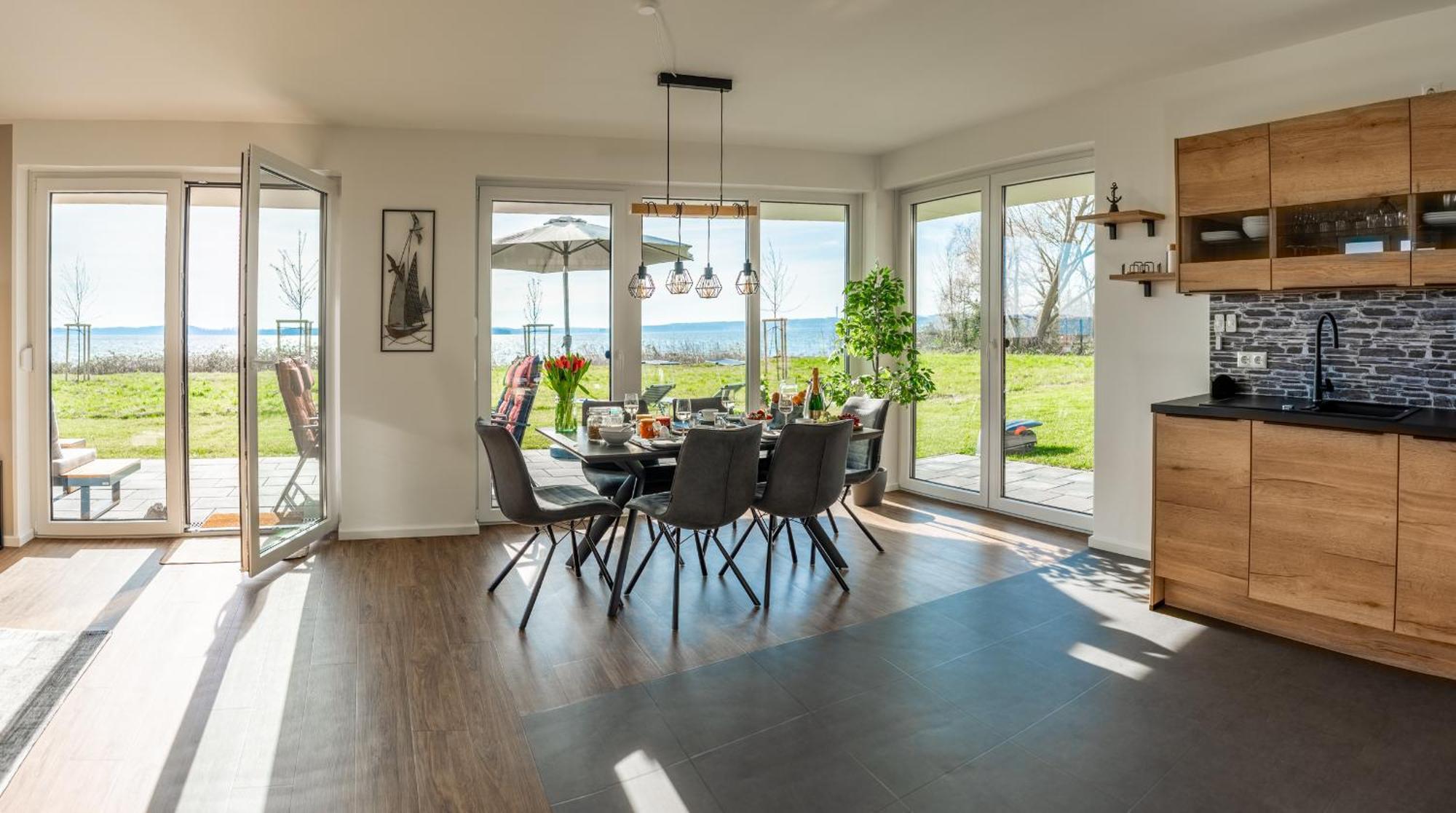Hangar 19 Luxusbungalow Am See H8 Schwerin  Luaran gambar